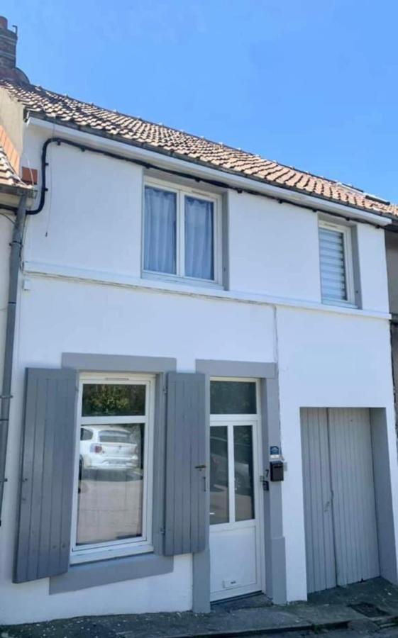 La Maison Du Bois Flotte Boulogne-sur-Mer Buitenkant foto